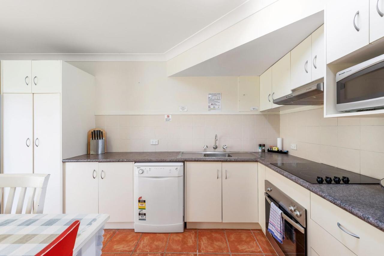 Beach House Holiday Apartments Порт Макари Екстериор снимка